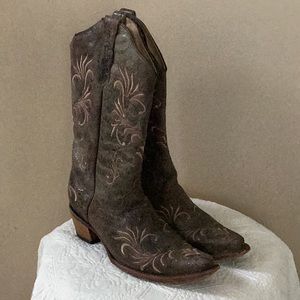 Ladies circle G L5133 embroidered boots